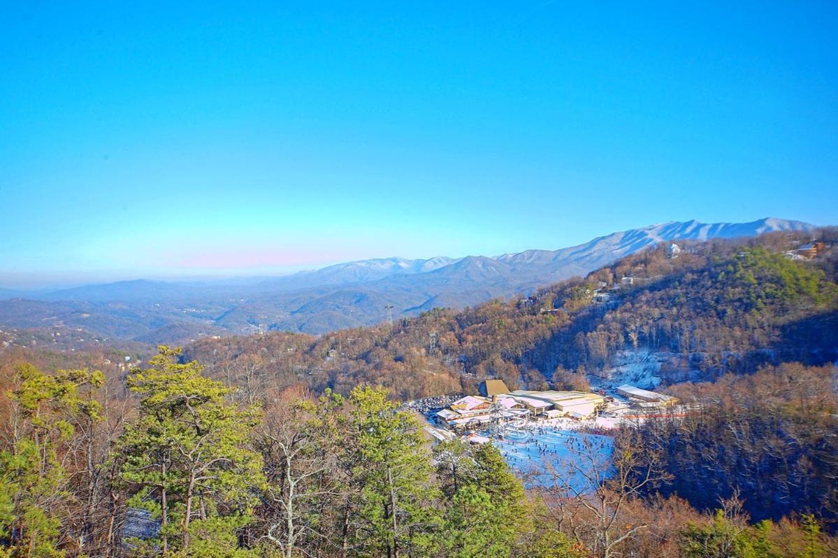 Above The Tree Tops Sevierville Esterno foto
